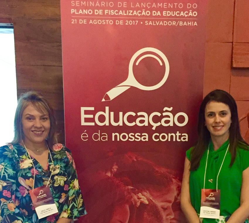 Naila Mourthé, coordenadora do projeto Na Ponta do Lápis e Cristina Andrade Melo, procuradora do Ministério Público junto ao TCEMG